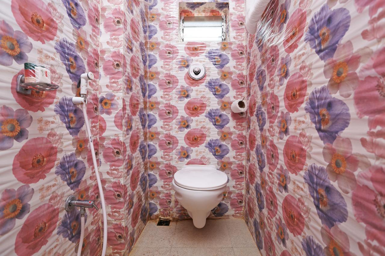 Oyo 9975 Hotel Asmeet Колката Екстериор снимка