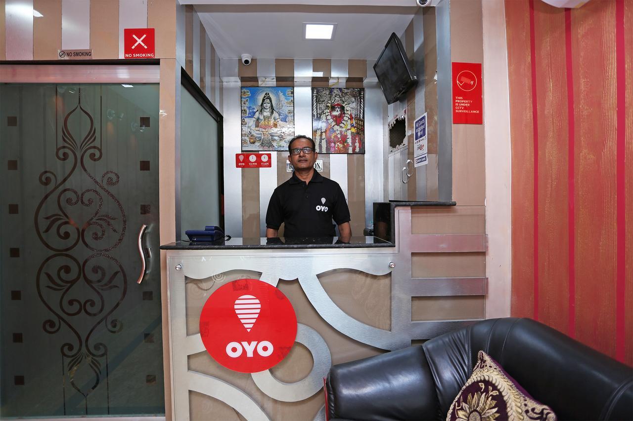 Oyo 9975 Hotel Asmeet Колката Екстериор снимка