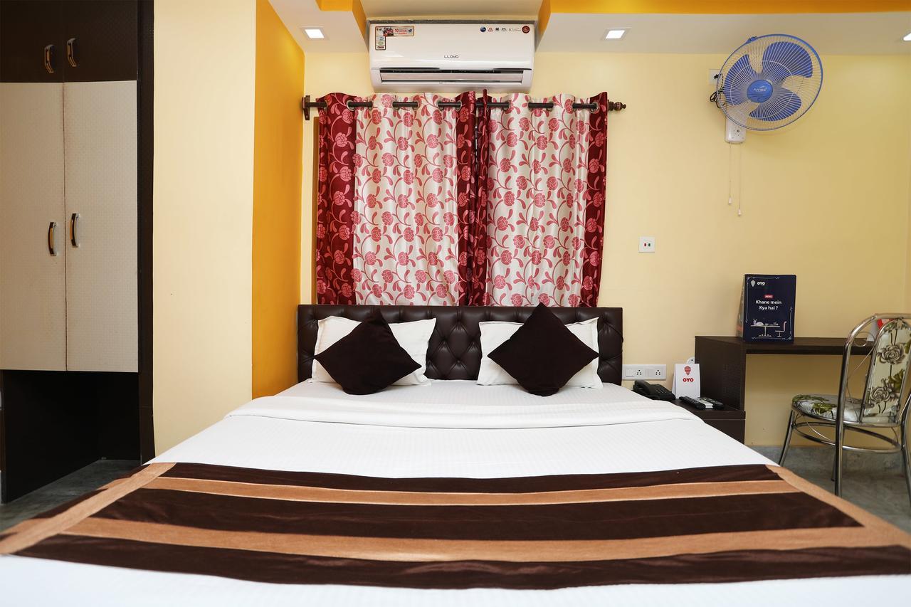 Oyo 9975 Hotel Asmeet Колката Екстериор снимка
